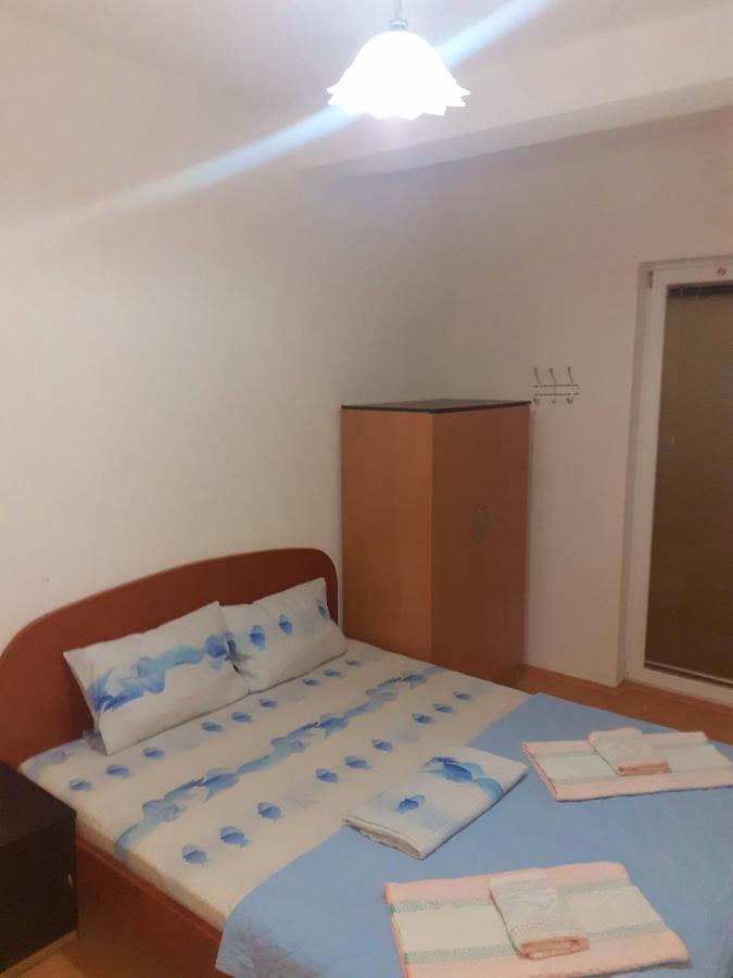 Apartmani Bakule Pestani Exterior photo